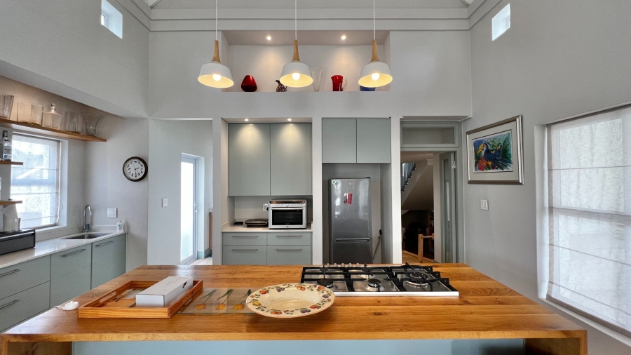 To Let 4 Bedroom Property for Rent in Croydon Olive Estate Western Cape